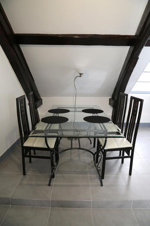 Appartement De Charme 옹플뢰르 객실 사진